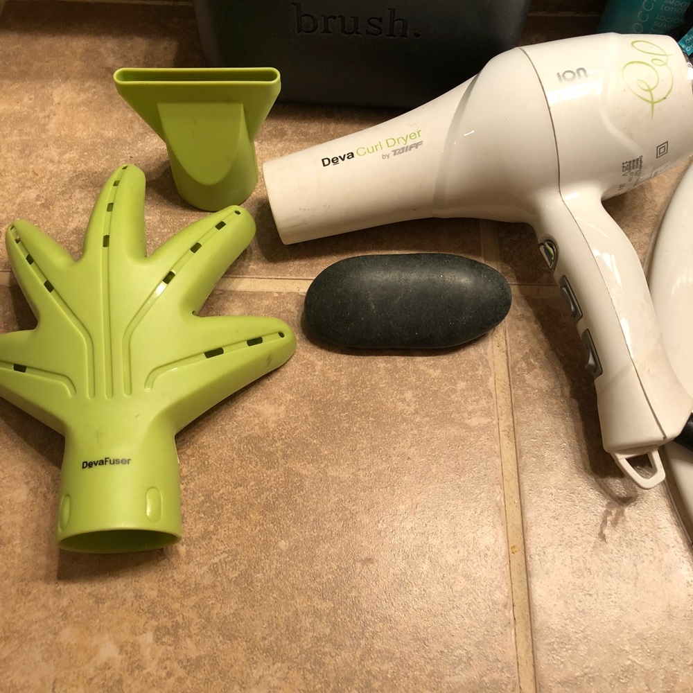 Diva Curl Hair Dryer with attachments